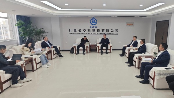 3月27日，顺丰集团一行到内部一码资料考察调研，双方就各自发展优势、未来合作领域与方向、促进国企民企协同发展等方面进行了深入座谈交流。
